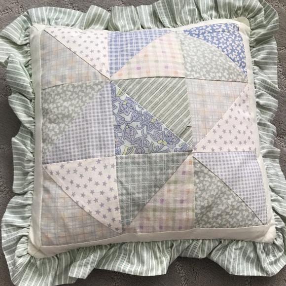 Patchwork accent pillow - Picture 1 of 2